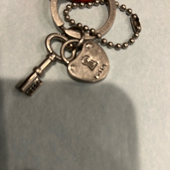 Fossil keys - Picture 3 of 5